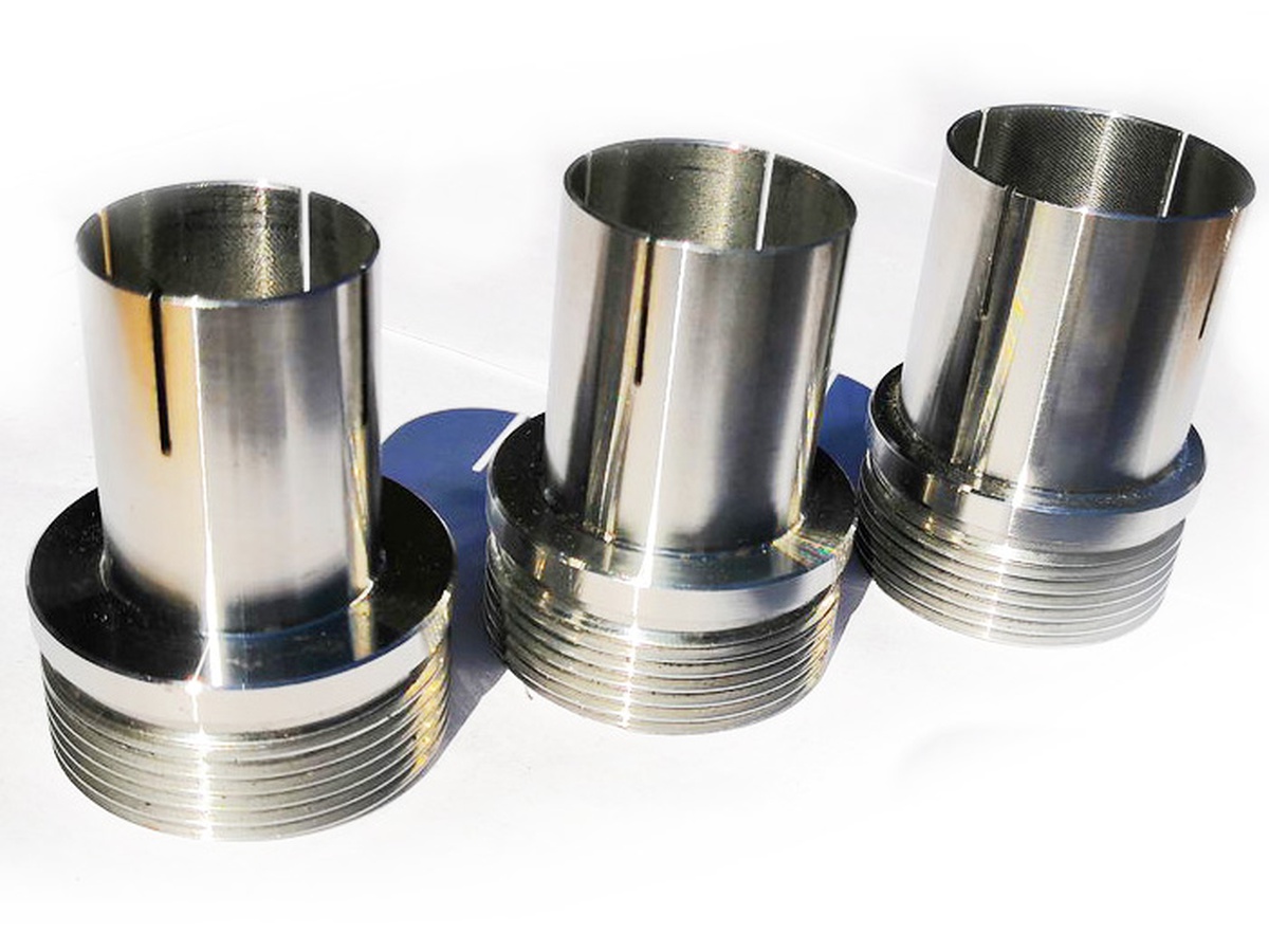 Адаптер 22- резьба 1 1/4 стальной под трубу у.д. 28мм(диаметр 28 мм)